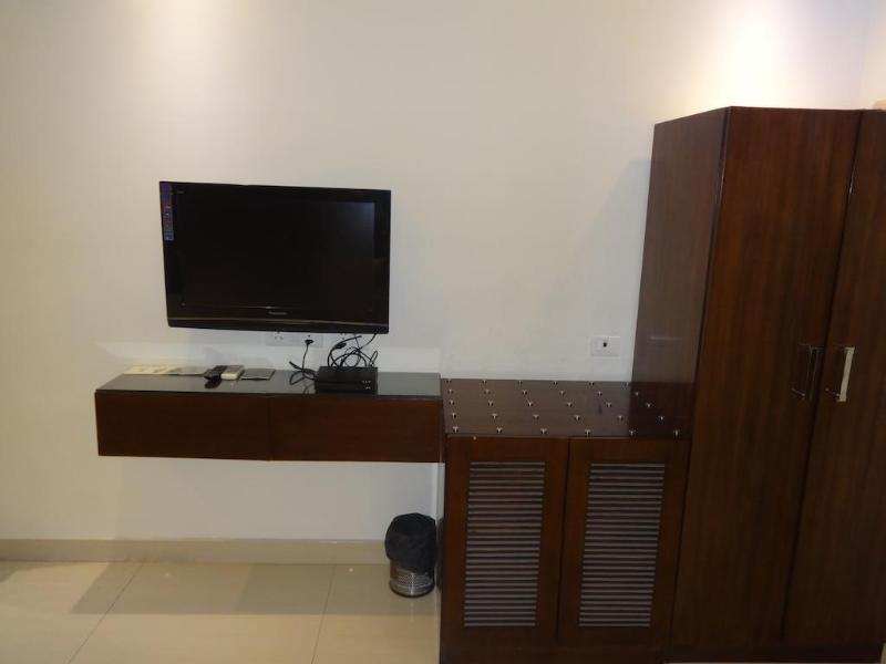 Hotel B Continental Delhi  Extérieur photo
