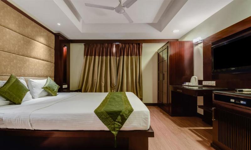 Hotel B Continental Delhi  Extérieur photo